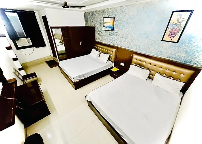 Blue Rose International, Family Hotel