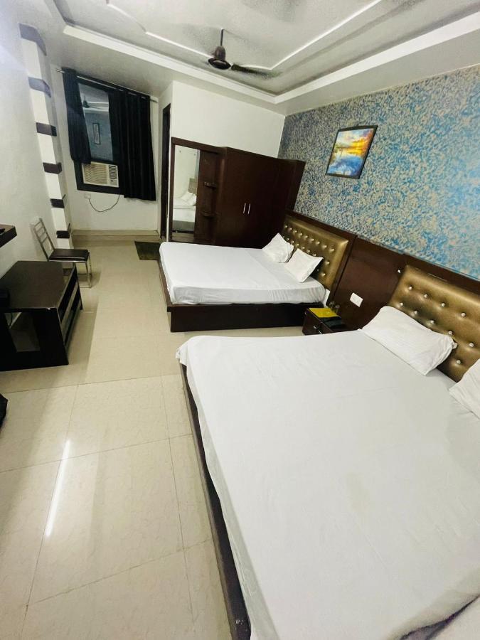 Hotel Blue Rose International, Family Agra (Uttar Pradesh)